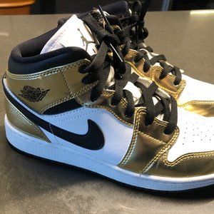 Air Jordan 1 Mid SE GS "Metallic Gold"